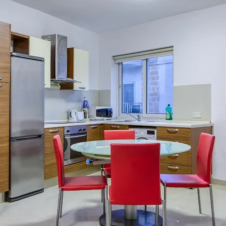 A Comfy 1br In The Centre Of By 360 Estates Apartament Msida