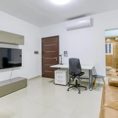 A Comfy 1br In The Centre Of By 360 Estates Apartment *